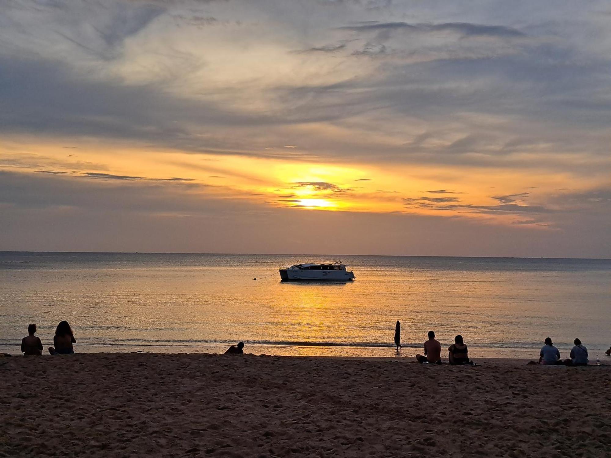 The Blue Gecko Hotel Ko Lanta Buitenkant foto