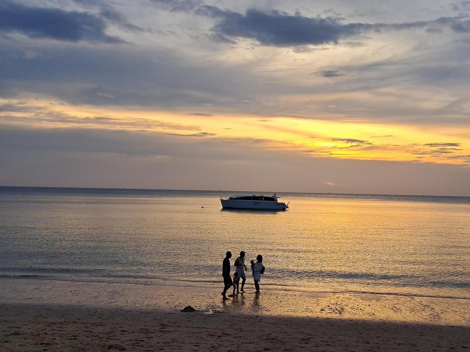 The Blue Gecko Hotel Ko Lanta Buitenkant foto