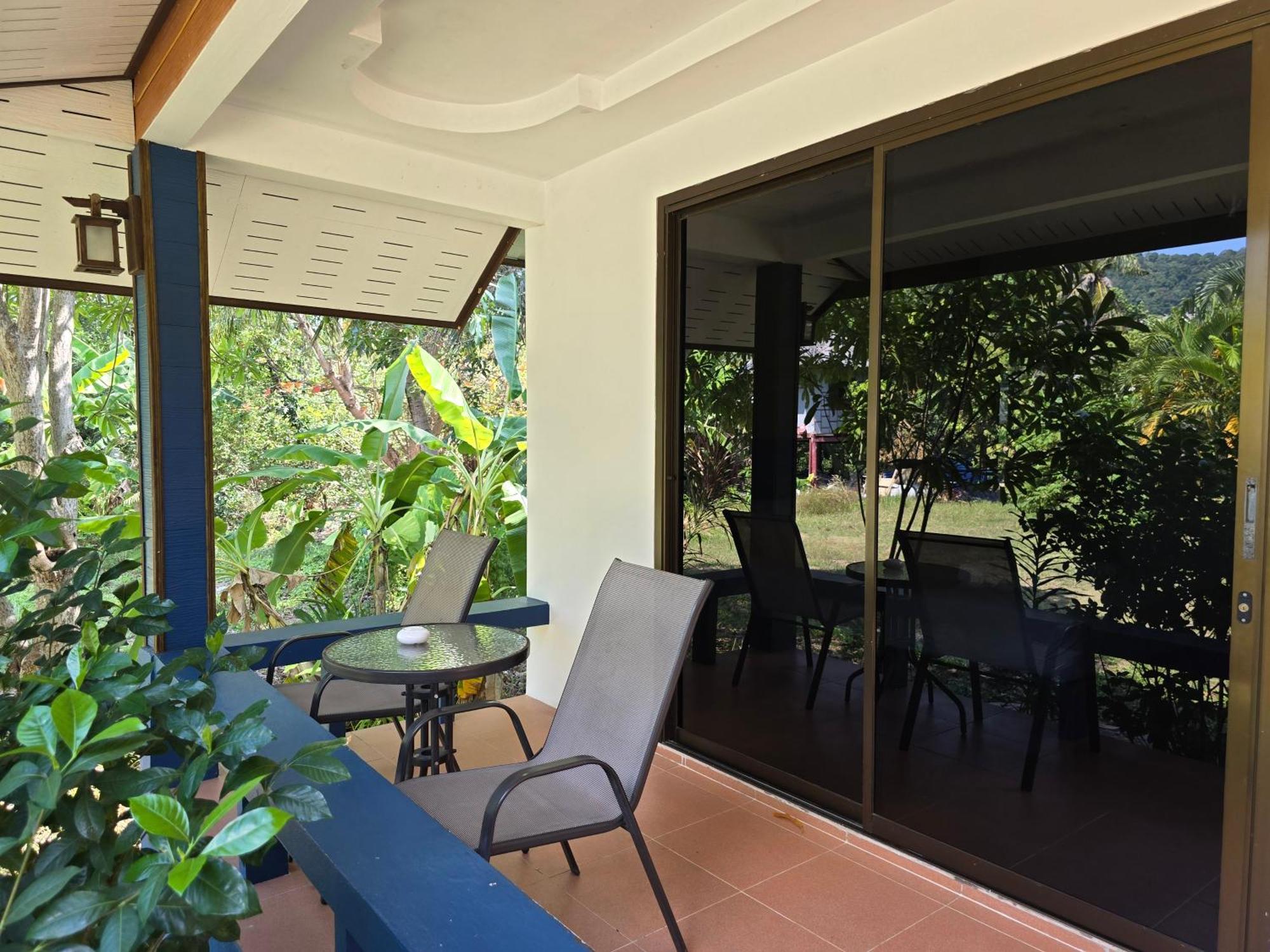 The Blue Gecko Hotel Ko Lanta Buitenkant foto